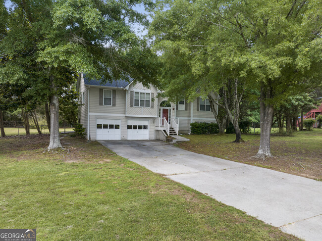 Building Photo - 1510 Twin Manor Dr