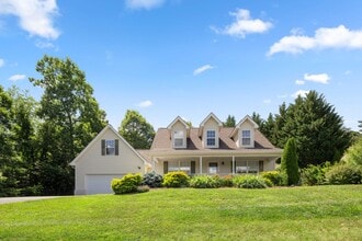 Building Photo - 44 Worthington Ln