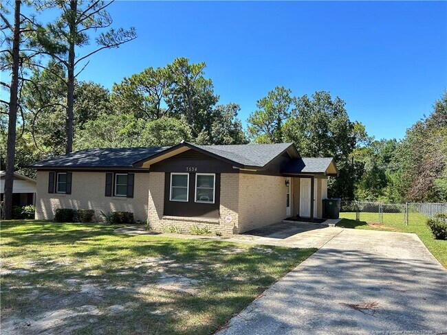 Foto del edificio - 7534 Decatur Dr