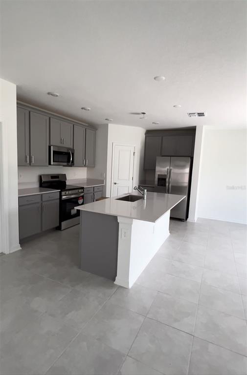 Foto del edificio - 2863 Armstrong Ave