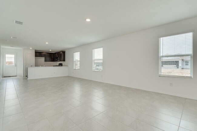 Building Photo - 7709 Lindheimer Ln