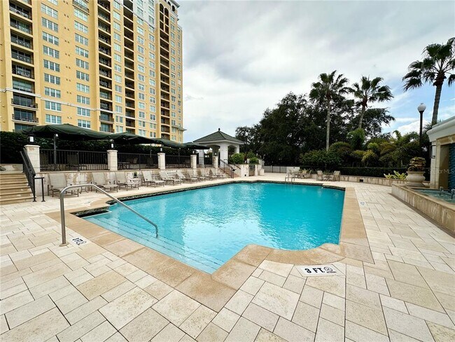 Foto del edificio - 345 Bayshore Blvd