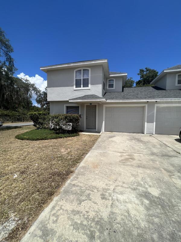 703 E Magnolia Ave, Eustis, FL 32726 Condo for Rent in Eustis, FL