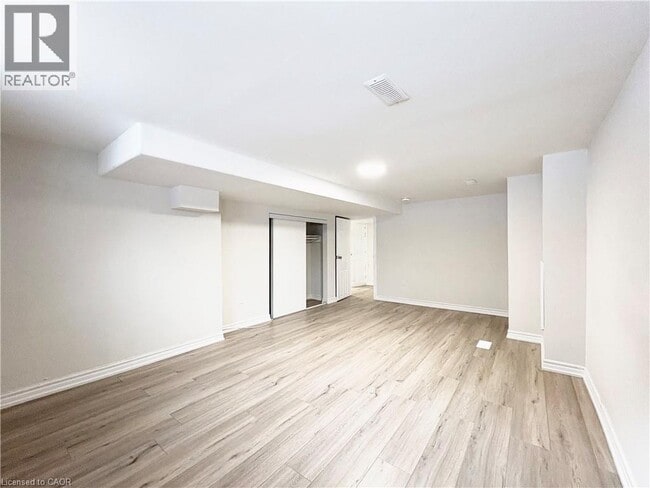 Photo du bâtiment - 76 William St