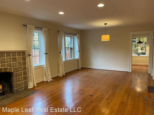 Building Photo - 3 br, 2 bath House - 552 NE 60th St