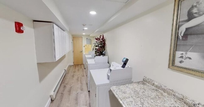 *Pictures are representative samples of the advertised unit. In some cases, the actual units you to - 11 Anderson St