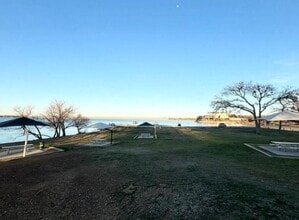 Building Photo - 1705 Chris Craft Dr