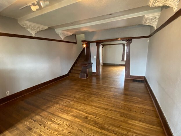 Primary Photo - 3107 Mason St