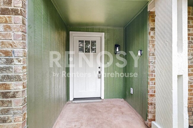 Building Photo - 1207 Creekwood Ct