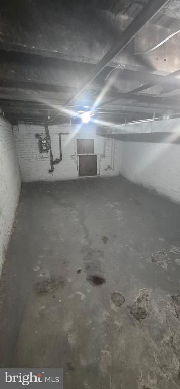 Foto del edificio - 627 S Pulaski St