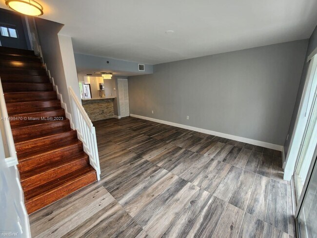Foto del edificio - 3 br, 3 bath House - 217 Riviera Cir
