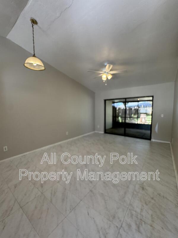 Building Photo - 9919 Burl Way