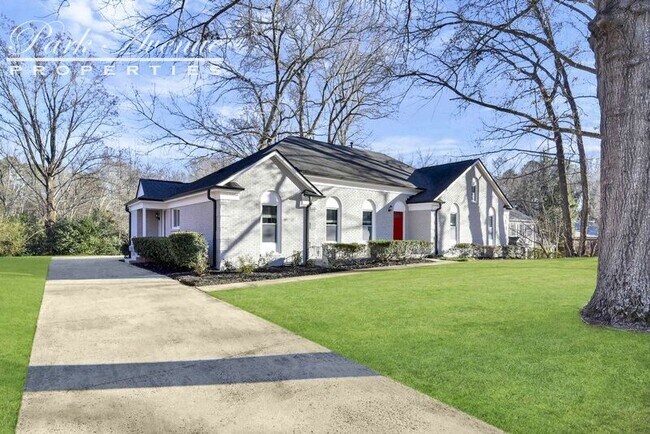 Building Photo - 2820 Edwin Jones Dr