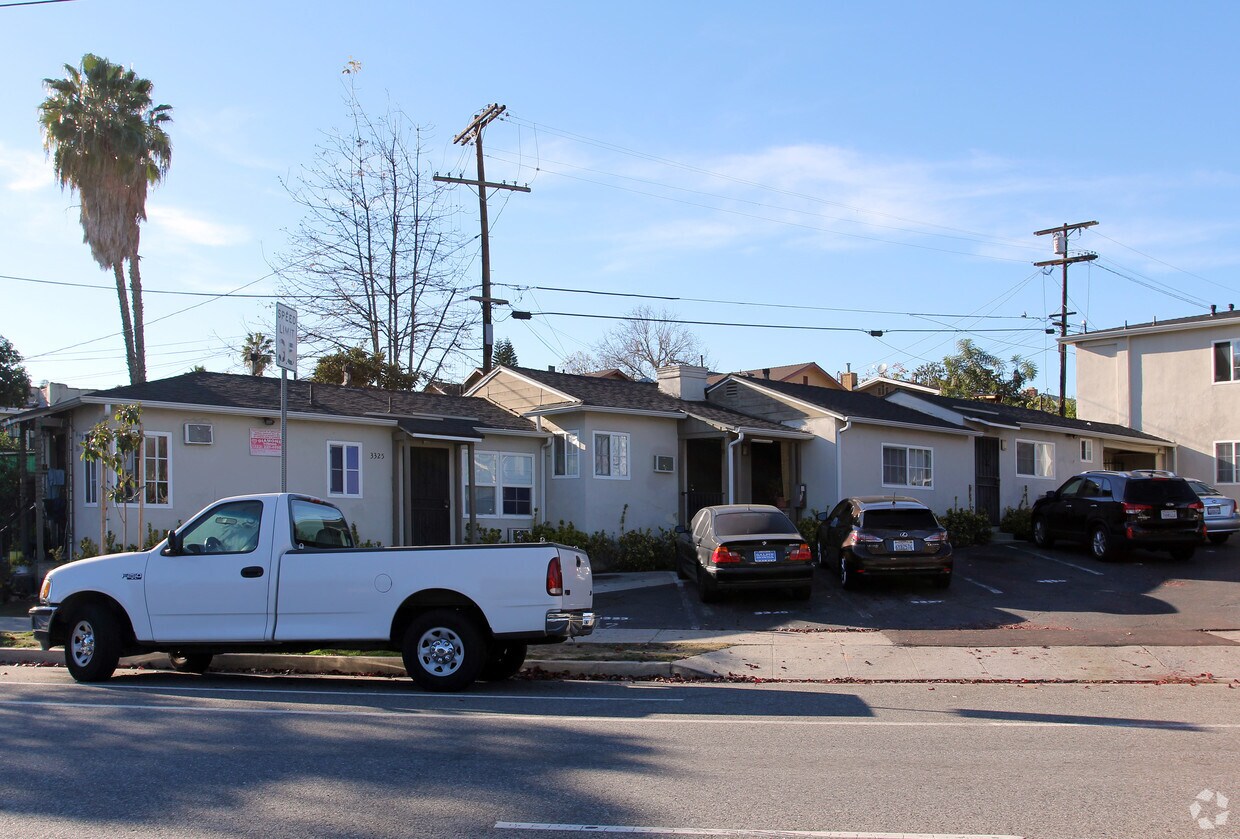 Foto principal - 3323-3333 Eagle Rock Blvd