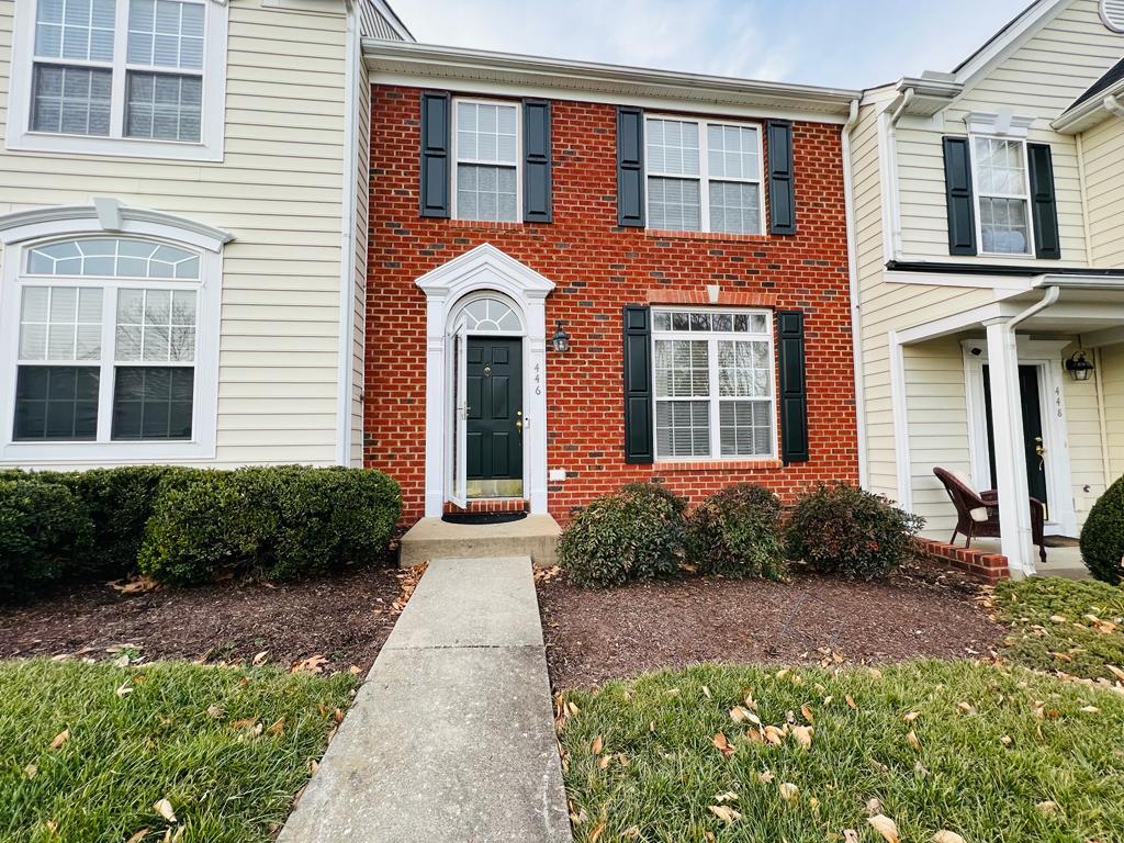 Foto principal - 446 Kingscote Ln