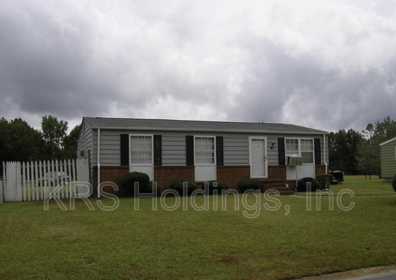 Primary Photo - 524 Chisholm Ln