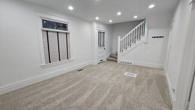 Sala de estar - 210 S 3rd St