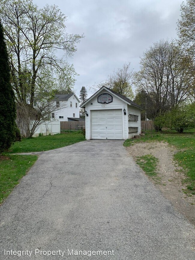 Building Photo - 3 br, 2 bath House - 59 Buckingham Avenue
