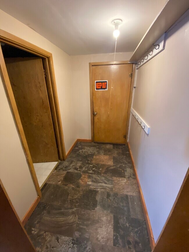 Foto del edificio - 224 Garfield Ave