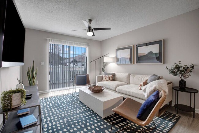 Sala de estar - Icon Cartersville Apartments