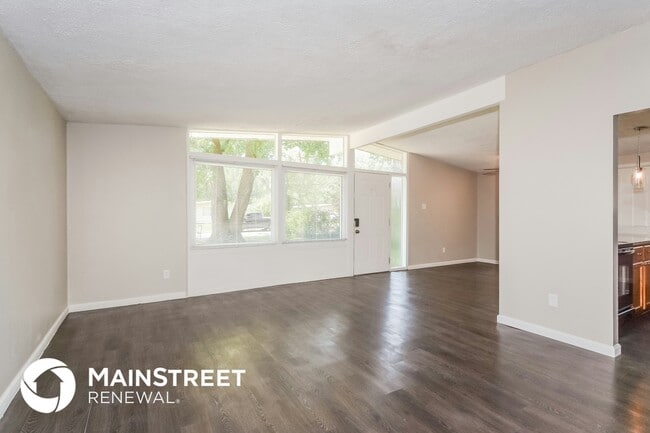 Building Photo - 100 Taney Dr