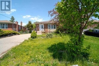 Building Photo - 391 Alper St