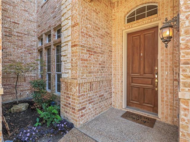 Building Photo - 5619 Travis Dr