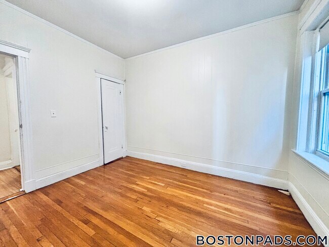 Building Photo - 1191 Boylston St