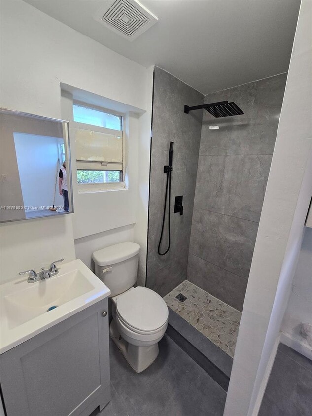 Building Photo - 2790 SW 34th Ct