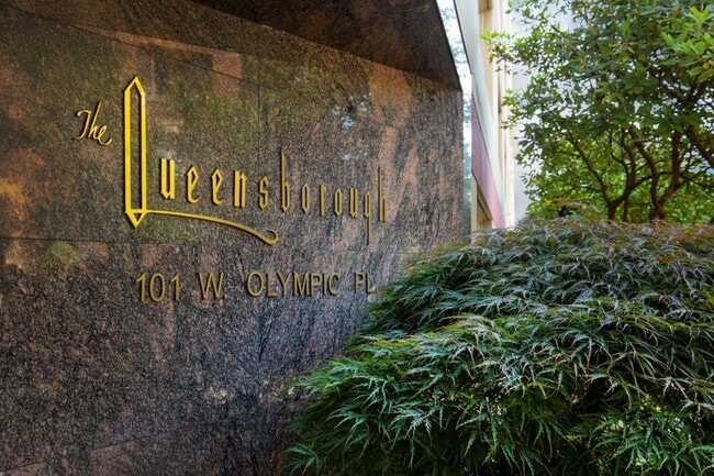 Interior Photo - The Queensborough Apartments
