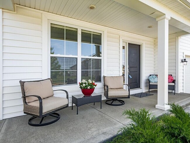 Foto del edificio - 9222 Ash Grove Dr