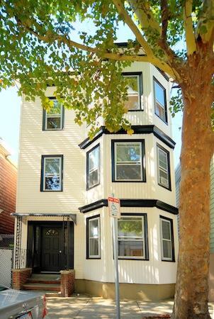 Primary Photo - 224 Chelsea St