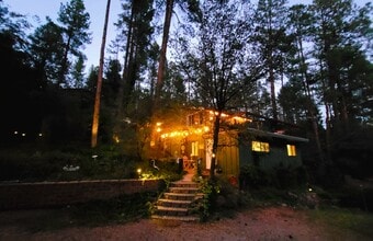 Building Photo - 627 Buenagua Rd