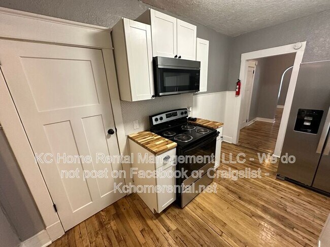Foto del edificio - 5233 E 6th St