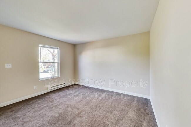 Foto del edificio - 2426 N Dearborn St
