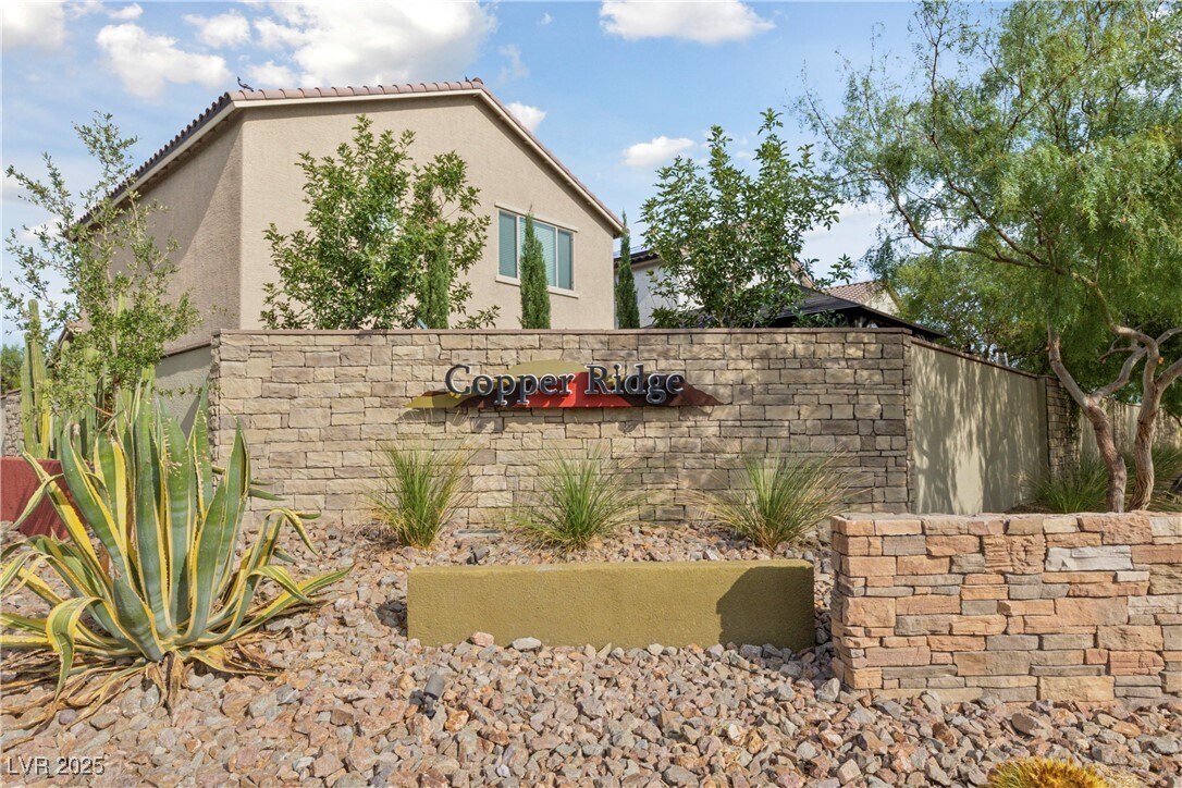Foto principal - 7205 Pine Bridge Ct