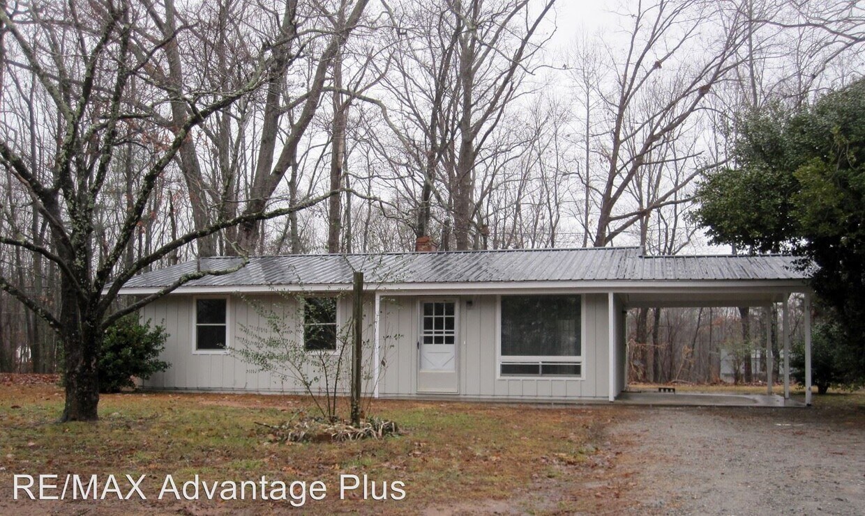 Primary Photo - 4102 Back Hampden Sydney Rd