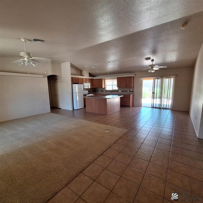 Foto del edificio - 11785 E 28th Pl