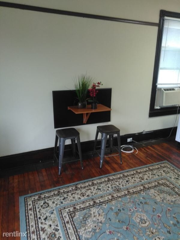Foto del edificio - 1 br, 1 bath Apartment - 20 W Chester Pike
