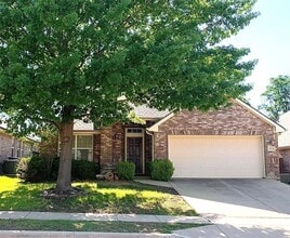Building Photo - 15721 Wheelhorse Trail