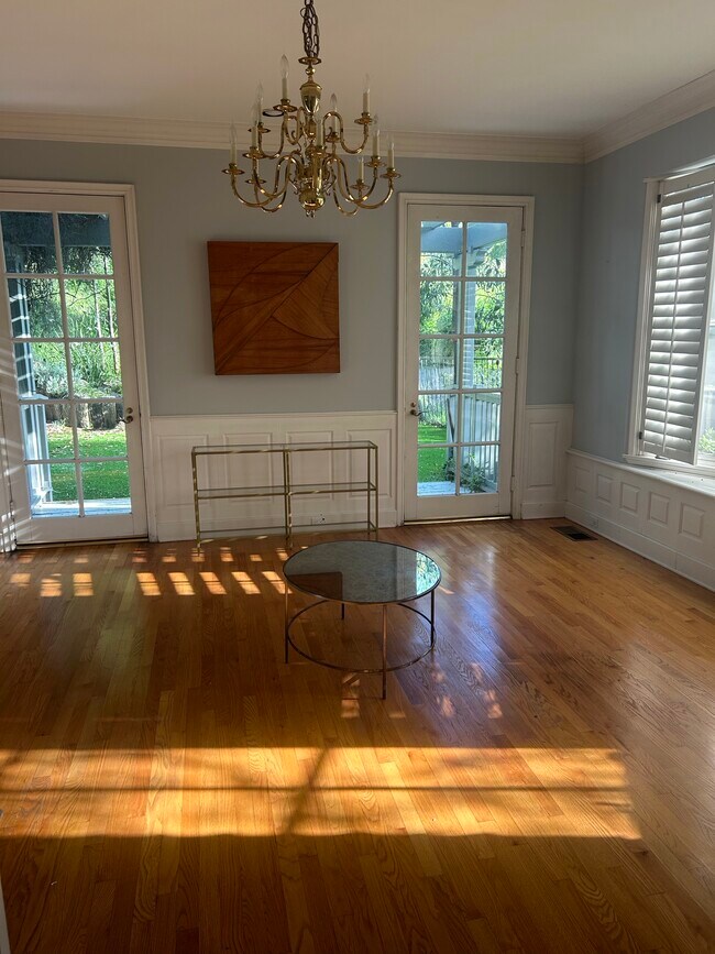 Foto del edificio - 1400 Calle del Jonella