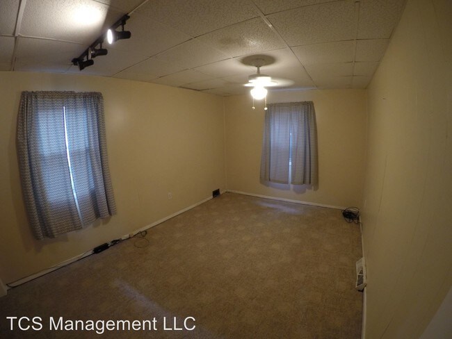 Foto del edificio - 111 W Kings Hwy