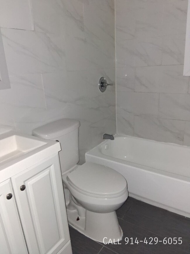 Foto del edificio - 23 E 4th St