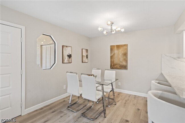 Foto del edificio - 13211 Whitehaven Ln