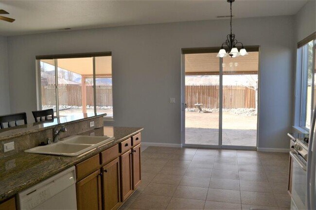 Foto del edificio - 111 Brassie Ct