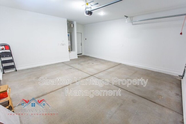 Foto del edificio - 7439 S 76th Dr