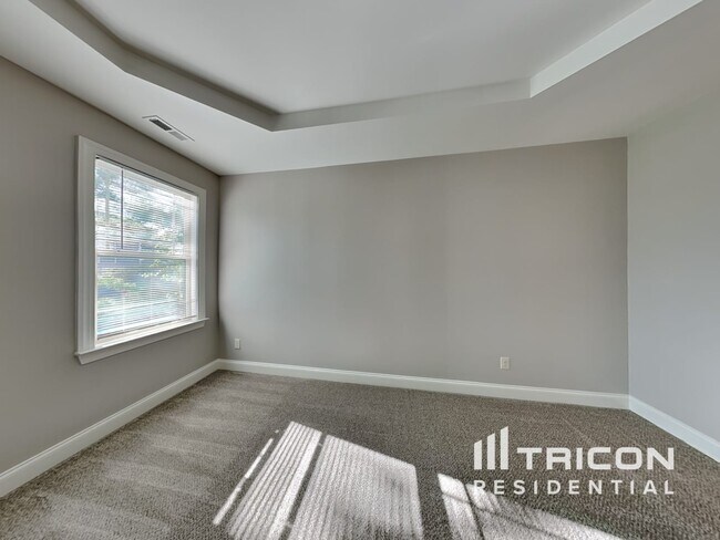Building Photo - 3105 Royal Deeside Court Zebulon NC