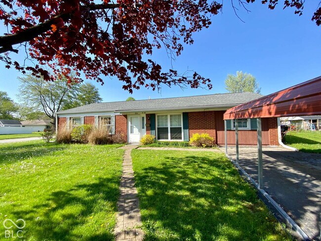 Building Photo - 226 Southlane Dr