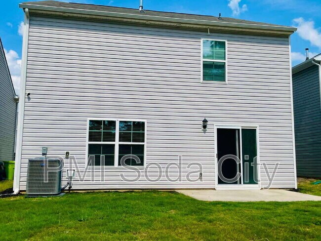 Building Photo - 173 Dunham Rd
