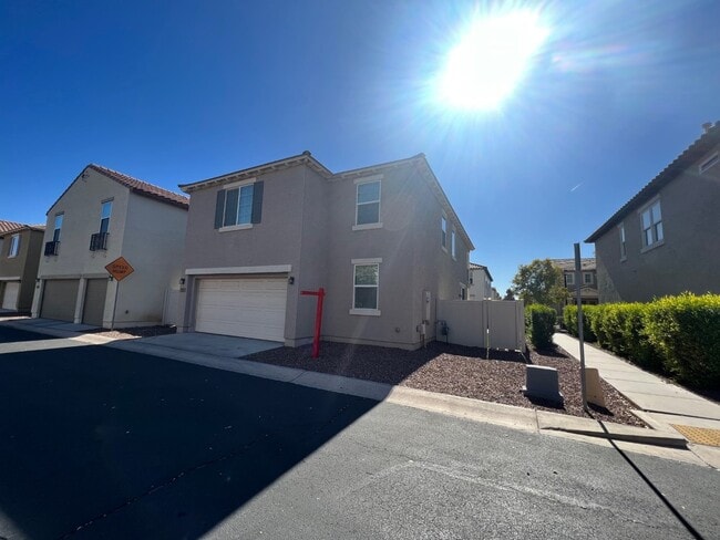 Foto del edificio - 3871 E Edna Dr